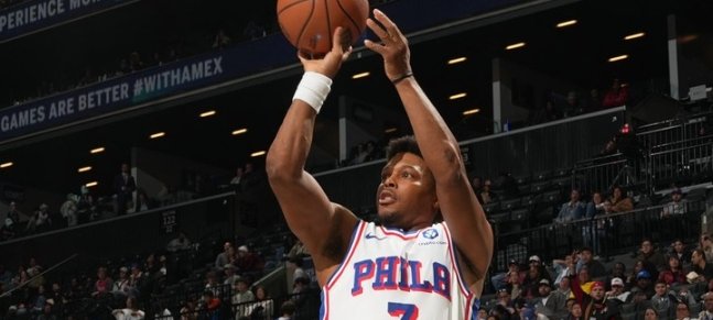 카일 라우리, NBA 20시즌 클럽에 합류하며 역사에 남은 순간